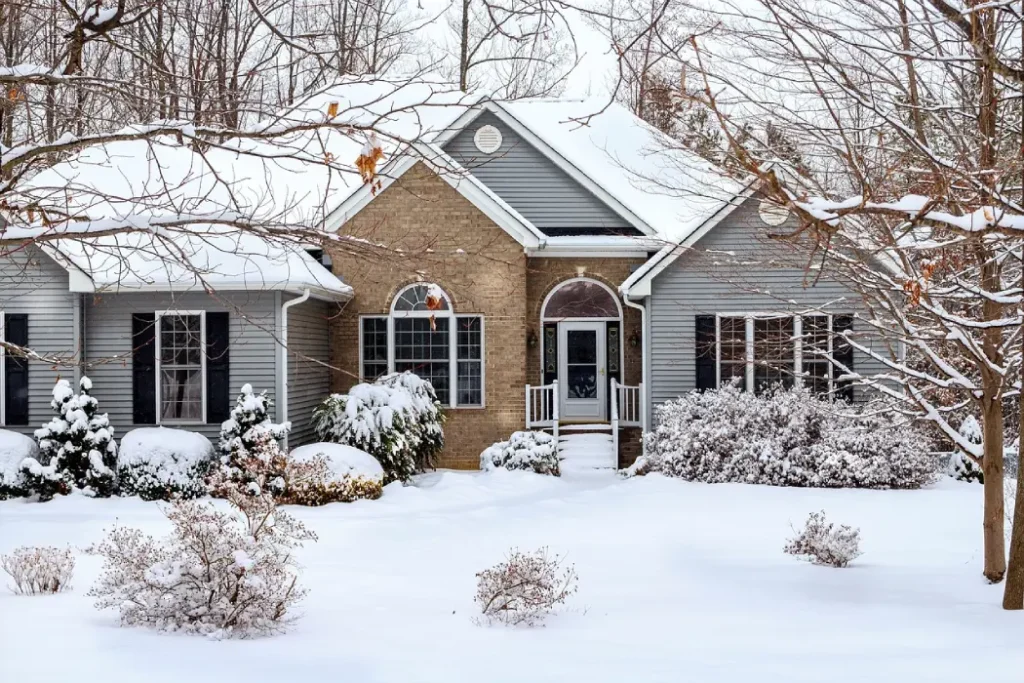 casa en invierno